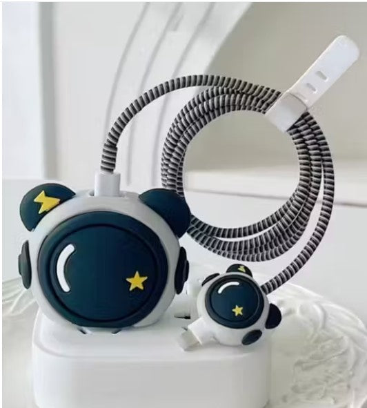 Astronaut iPhone Charger Cover – Compatible with 18W to 20W USB-C Adapter